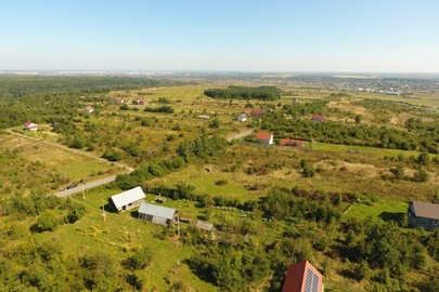 ІПОТЕКА: Домоволодіння, заг. пл. 30,2 кв.м., з допоміжними спорудами і незавершеним будівництвом (гот. 46%) та земельна ділянка, площею 0,2475 га, к/н 2625884601:01:002:0034, за адресою: Івано-Франківська обл., Тисменицький р., с. Посіч, вул. Біла, буд. 27