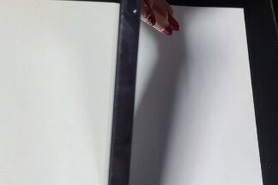 Конфіскація майна за виконавчим листом: мобільний телефон марки iPhone 14 PRO MAX, модель MQ9X32D/A, серійний номер LDH337YOMX, imei 1 359230732530560, imei 2 359236732007163, б/в, заблокований паролем