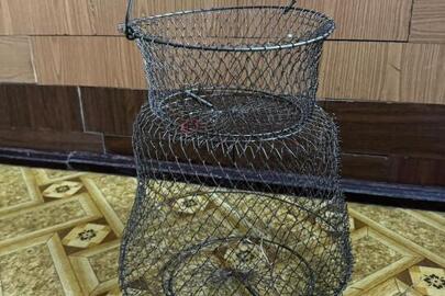 Конфіскація за рішенням суду: металевий садок для зберігання риби, б/в