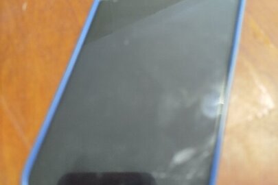 Конфісковане майно за рішенням суду: мобільний телефон марки: " iPhone 13", назва моделі МІМІ 3LL/A. IMEI-1 :353763862296916, IMEI-2 :353763862392285, з сім-картою, б/в