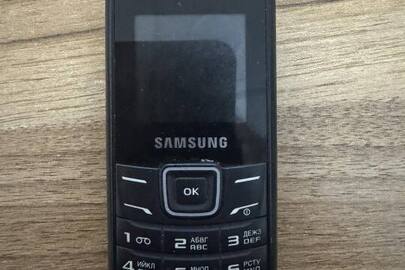 Конфісковане майно за рішенням суду, мобільний телефон марки «Samsung» ІМЕ1-1: 352701081839596, IMEI-2: 352702081839594, б/в