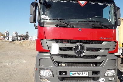 Вантажний спеціалізований сідловий тягач-Е MERCEDES-BENZ ACTROS 1844 LS, 2019 року випуску, VIN WDB93403210367326, реєстраційний номер АА7073ЕІ