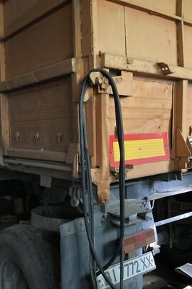 Транспортний засіб марки ГКБ, модель: 8551, ДНЗ ВІ7772ХХ, оранжевого кольору, VIN-код X1W853500K0004375, 1986 року випуску