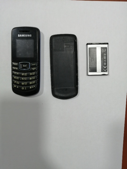 Мобільний телефон SAMSUNG GT-E1080-I, 1 шт., б/в