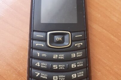 Мобільний телефон "SAMSUNG" модель GT- E1080 IMEI 353095045952598, бувший у використанні