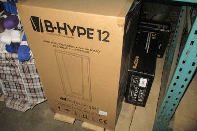 Акустична система "dB Technologies B-HYPE 12", 2 шт., Стейджбокс "DL16 16 Input/8 Output Stage-Box", 2 шт.