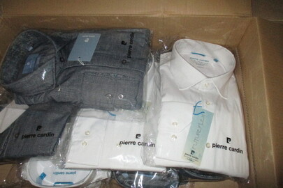 Чоловічий одяг (сорочки, брюки, футболки, светри, шарфи) торгової марки "Pierre Cardin" в кількості 696 шт., без ознак використання
