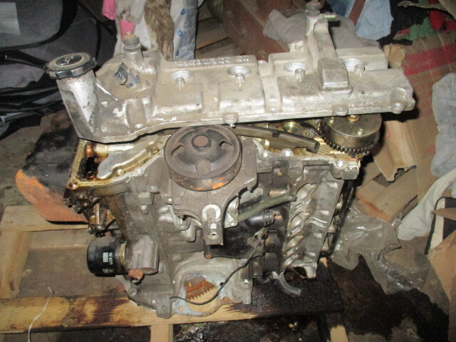 Вживаний двигун до автомобіля Mazda - 1 шт.
