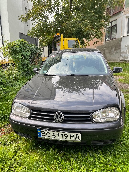 Транспортний засіб марки Volkswagen Golf, 2001 року випуску, номер кузова (VIN код) WVWZZZ1JZ1W632705, чорного кольору, державний реєстраційний номер ВС6119МА