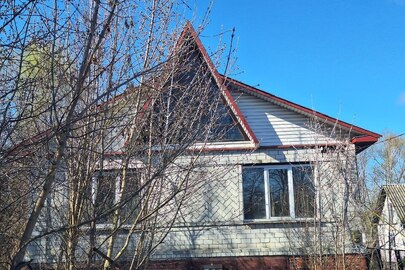 Конфіскація майна за ухвалою суду : 1/4 частина житлового будинку, заг. площею 188,8 кв.м., житл. площею 61,0 кв.м., за адресою: Чернігівська обл., Ніжинський р., м. Бахмач, вул. Південна,87
