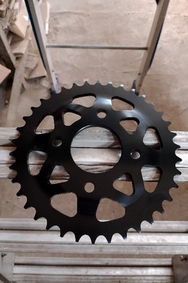 Запчастини до мотоциклів, стан новий, в кількості 645 штук