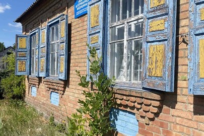 Житловий будинок зг. пл. 74,1 кв.м. з надвірними будівлями і спорудами за адресою: Кіровоградська обл., Кропивницький р-н, с. Грузьке, вул. Мухамедієва, буд. 87