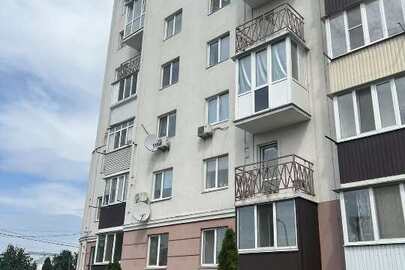 Двокімнатна квартира, загальною площею 64.5 кв.м., житловою площею 32.1 кв.м., що знаходиться за адресою: Київська обл., м. Бориспіль, вулиця Привокзальна, будинок 8, квартира 85