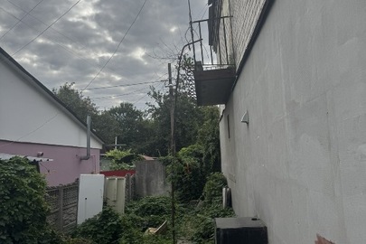 Квартира, загальною площею 8 кв.м., що знаходиться за адресою: Київська обл., м. Бориспіль, вулиця Броварська, будинок 32, квартира 4