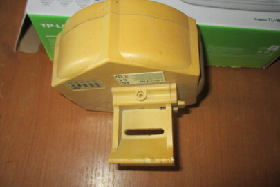 Антена Mikrotik, колір: жовтий, модель: МАС:00:0С:42:е7:76:8d