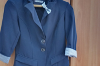 Жіночий піджак  темно синього кольору 42 розмір  1 шт., б/в