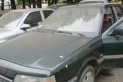 Колісний транспортний засіб: легковий седан- В, марка Renault, модель 21 ЗНГ, № кузова VF1L48E0502290742, ДНЗ 34419СК, рік випуску 1990, зеленого кольору