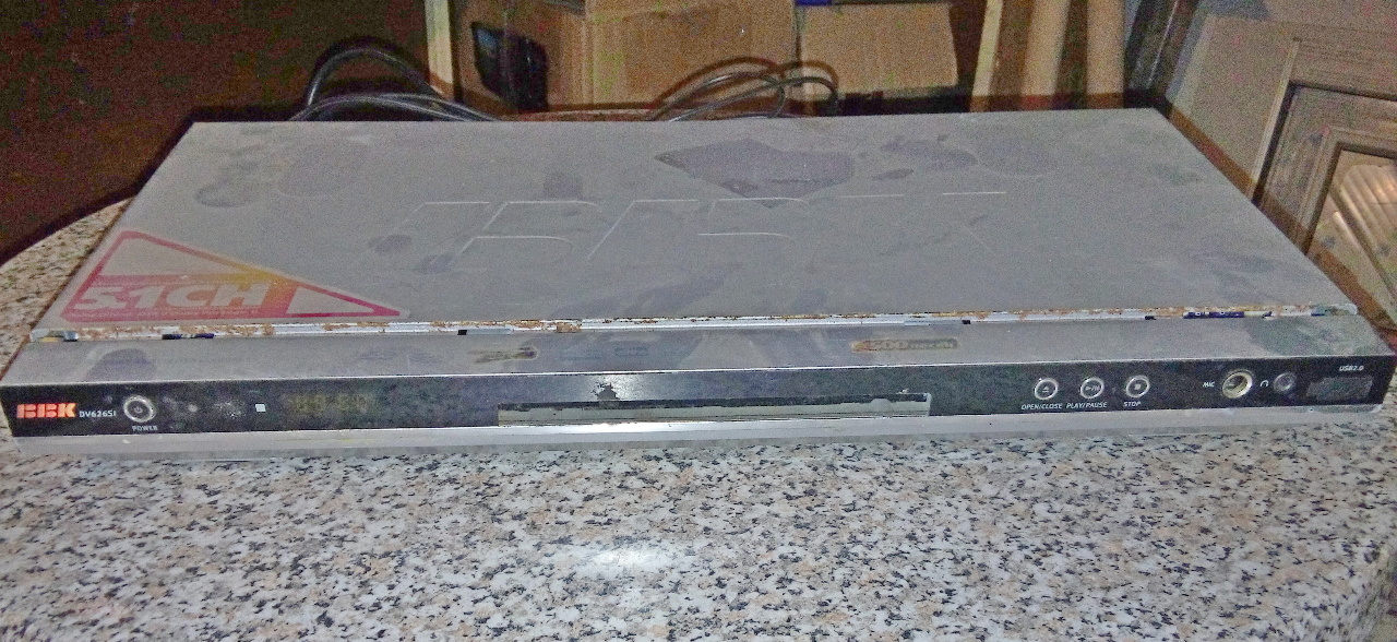 DVD, марки ВВК, модель DV626Sі, сірого кольору