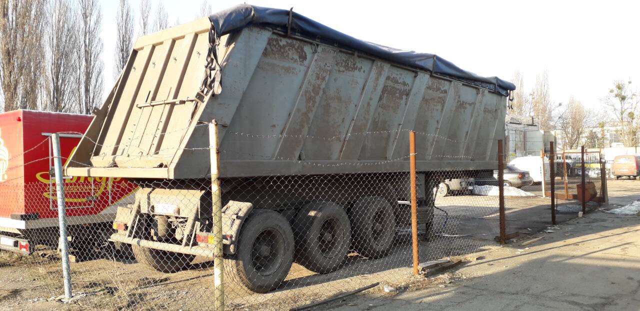 Напівпричіп самоскид, марки ВАРЗ 0192, ДНЗ ВІ2945ХР, № шасі Y8901920060А98171, сірого кольору, 2006 року випуску