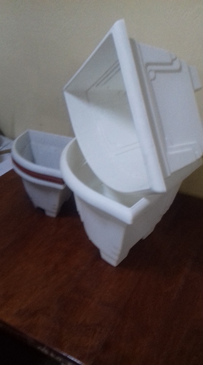 Вазони для квітів трикутної форми, різнокольорові - 5 шт.