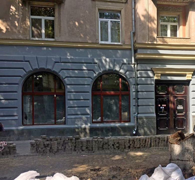 Нежитлові підвальні приміщення в житловому будинку, загальною площею 58,9 м.кв., за адресою: м. Полтава, вул. Соборності (Жовтнева), буд. 32