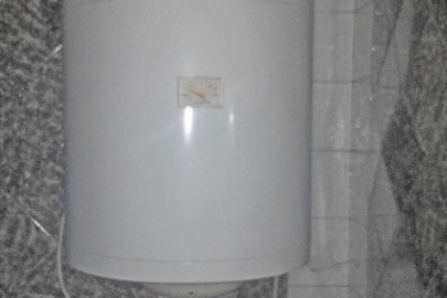 Бойлер Gorenje  білого кольору