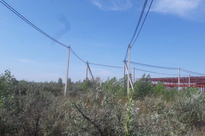 Трансформаторна підстанція, лінії електропередач, опори та інше обладнання, за допомогою якого забезпечено енергопостачання нерухомого майна та під'їздні автошляхи до нерухомого майна, що знаходиться на території Полтавської області  