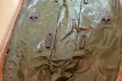 Конфіскація майна за ухвалою суду гумовий човен зеленого кольору марки "Adventure" моде "ADV 525" стан (б/в)