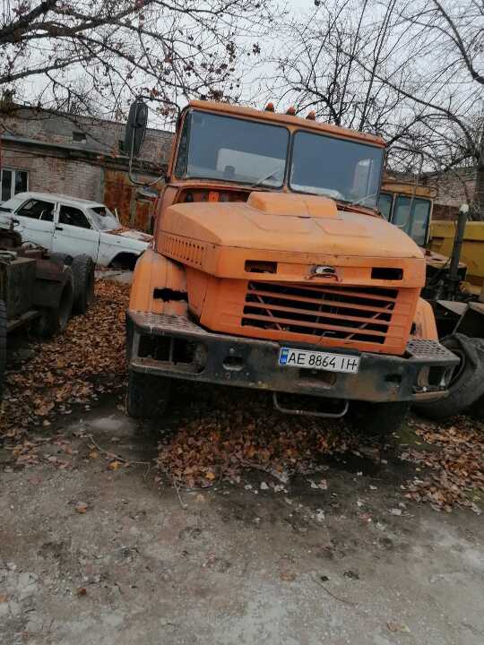 Спеціальний вантажний сідловий тягач: КРАЗ 64431, 2007 р.в., оранжевого кольору, ДНЗ:АЕ8864ІН, VIN - Y7A64431060803272