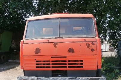 Спеціальний вантажний: КАМАЗ 53229, 2007 р.в., тип - вантажний бетонорозмішувач - С, помаранчевого кольору, ДНЗ:АЕ2044ІО, VIN - XTC53229R72294142