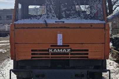 Спеціальний вантажний: КАМАЗ 53229, 2006 р.в., тип - вантажний бетонорозмішувач - С, помаранчевого кольору, ДНЗ:АЕ2045ІО, VIN - XTC53229R62264707