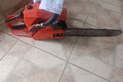 Конфісковане майно за рішенням суду: бензопила іноземного виробництва, без маркування, б/в