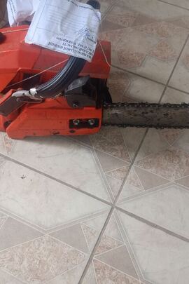 Конфісковане майно за рішенням суду: бензопила китайського виробництва, без маркування, б/в