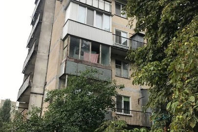 ІПОТЕКА. Однокімнатна квартира загальною площею 29,3 кв.м., житловою площею 14,7 кв.м., що розташована за адресою: м. Київ, проспект Правди, будинок 88-б , квартира 3