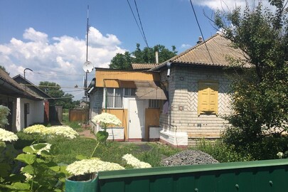 Конфісковане майно за рішенням суду: 1/4  частина житлового будинку, загальною площею 91,4 кв.м з надвірними будівлями та спорудами, що розташовані за адресою: Чернігівська обл, Ніжинський р-н, с. Талалаївка, пров. Пушкіна, буд.8