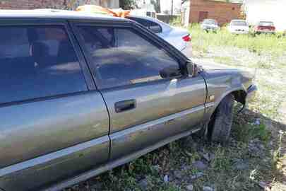 Транспортний засіб TOYOTA COROLLA, 1988 року випуску, сірого кольору, № кузова: JT1L0EE9007021298, ДНЗ 50841ВІ 