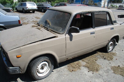 Автомобіль ВАЗ 21072, 1985 року виробництва, д.н.з. 18140ХВ ,бежевого кольору, VIN: ХТА210720F0140490