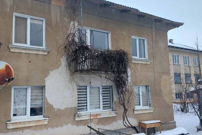 Житлова двокімнатна квартира, загальною площею 44,1 кв.м, за адресою Івано-Франківська обл., Калуський район, сщ. Рожнятів вул. Шевченка будинок 3 квартира 4