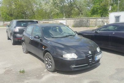 Транспортний засіб марки Alfa Romeo 147, 2003 року випуску, реєстраційний номер KGJ830, № кузова ZAR93700003146116, чорного кольору, об’єм двигуна 1910 см. куб., тип пального - дизель