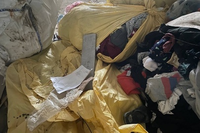 Рухоме майно кількістю три позиції загальною масою 2325 кг., бувше у використанні