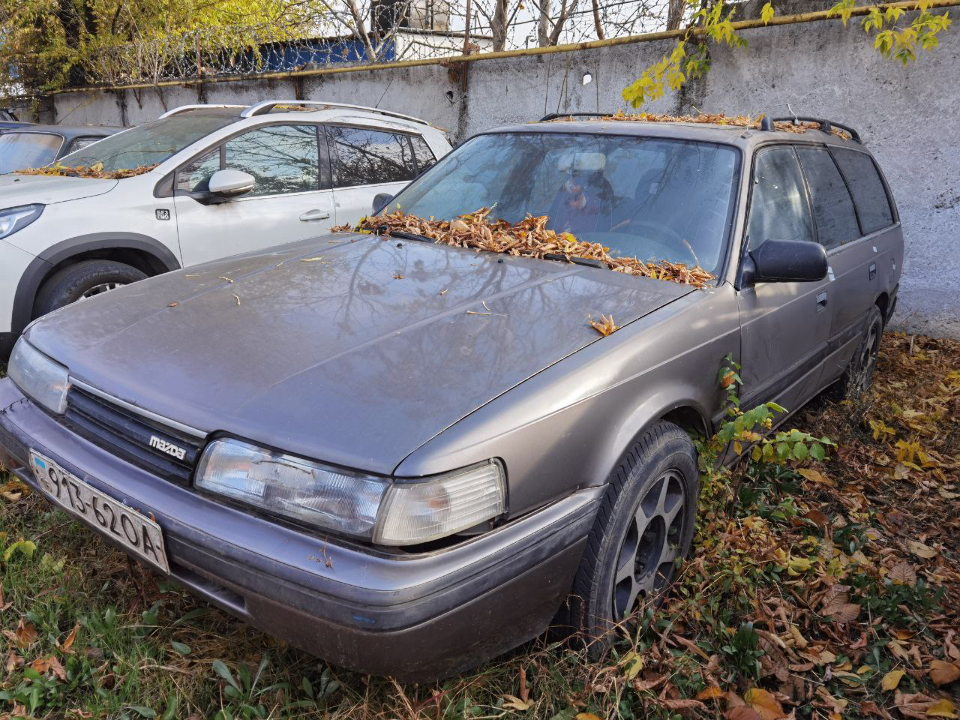 Автомобіль марки MAZDA 626,  1990 року випуску, ДНЗ 91362ОА, № кузова: JMZGV12H201122628