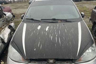 Легковий автомобіль марки FORD FOCUS, реєстраційний номер BHR780, сірого кольору, 2004 року виробництва, кузов №WF0NXXGCDN4K64962