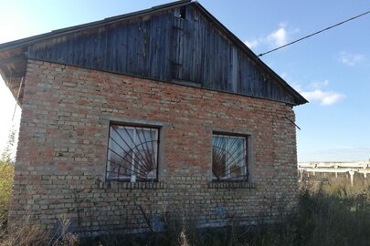 Будівля літнього табору загальною площею 61,3 кв.м., що знаходиться за адресою Черкаська обл., Смілянський р., с. Залевки, вул. Центральна, буд. 36