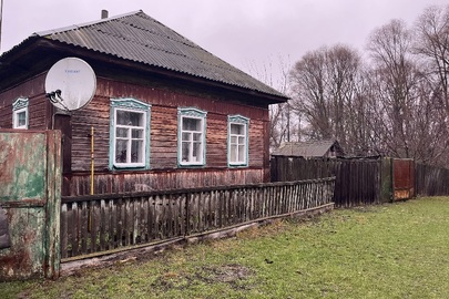 Конфіскація майна за рішенням суду: житловий будинок, реєстраційний/кадастровий номер 1899963374249. Загальна площа 67,4 кв.м., житлова площа 35,6 кв. м. Місцезнаходження: Чернігівська обл, Корюківський р-н, сщ. Сосниця, провулок Деснянський, 7