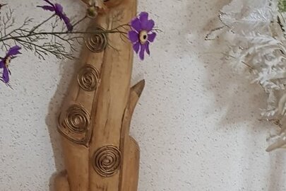 Дерев’яна декоративна статуетка кота (висотою 1 м)