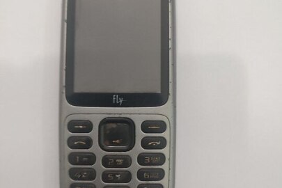 Мобільний телефон марки "Fly", б/в, 1 шт.