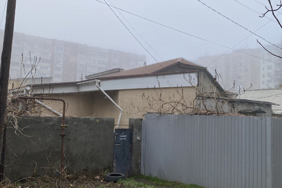 1/2 частина житлового будинку, загальна площа (кв.м): 84, житлова площа (кв.м): 35.5, за адресою: Одеська обл., м. Одеса, вулиця Лінія 10, 6-а станція Люстдорфської дороги, будинок 22-Б
