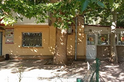 Нежитлове приміщення (кафе) загальною площею: 124.4 кв.м., за адресою: Одеська обл., м. Одеса, вулиця Ядова Сергія, будинок 63