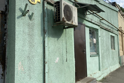 1/2 частина однокімнатної квартири, загальна площа (кв.м): 55.2, житлова площа (кв.м): 15, за адресою: Одеська обл., м. Одеса, вулиця Балківська, будинок 159, квартира 8