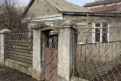 1/3 частина житлового будинку, загальна площа (кв.м): 42.8, житлова площа (кв.м): 31.4, за адресою: Одеська обл., м. Одеса, вул. Кузнецова Капітана, будинок 28